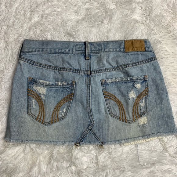 Hollister Light Wash Button Fly Denim Skirt Size 1 - Picture 5 of 6